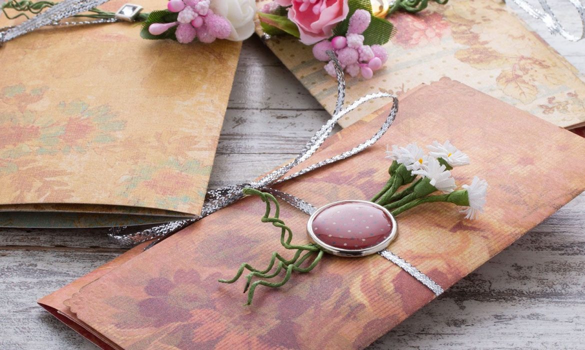 Make your own art: paper patchwork